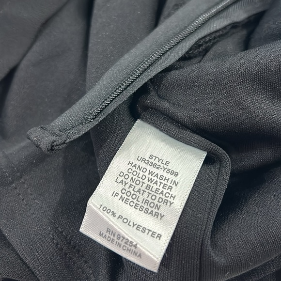 Beautiful Black Dressier Romper - sz L - Picture 7 of 9